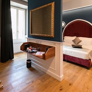 Deluxe Zimmer mit Kingsize-Bett
